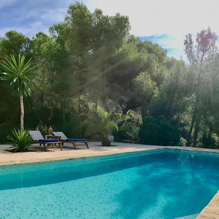 With Private Pool Holiday home